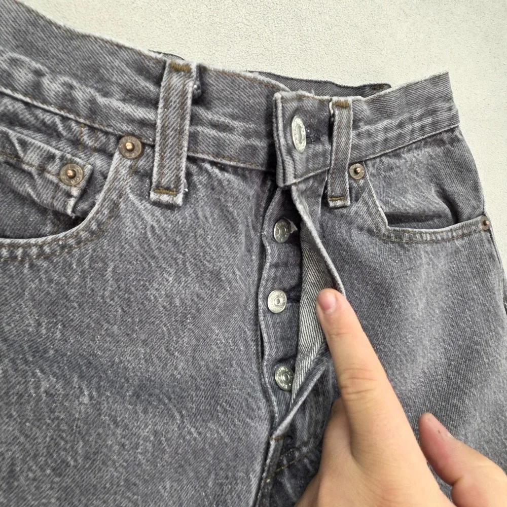 Vintage Levis 501 Jeans Mens Charcoal Straight‎ Button Fly USA 90s Fits 27x31